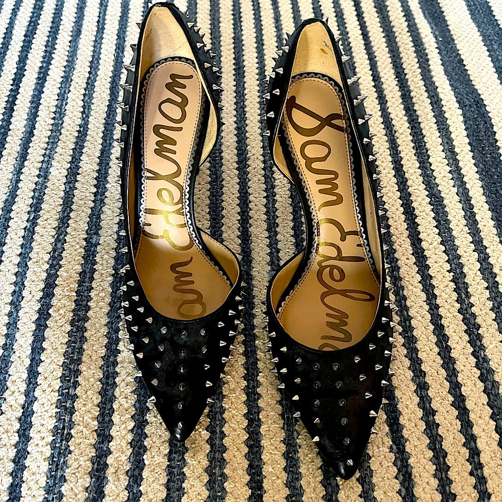 Barely worn Sam Edelman D’Orsay spiked heel size 8